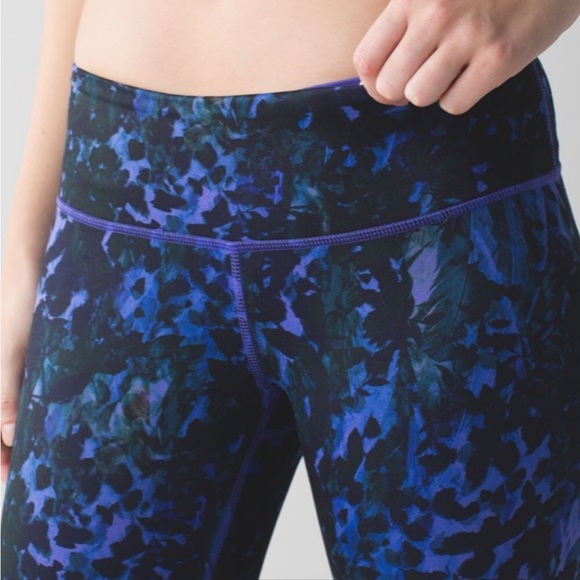 Lululemon Wunder Under size 4 crop floral sport leggings - Picture 3 of 11